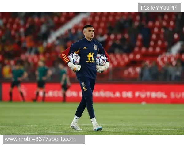 罗马诺透露热那亚若保级成功将强制买断科隆博的细节